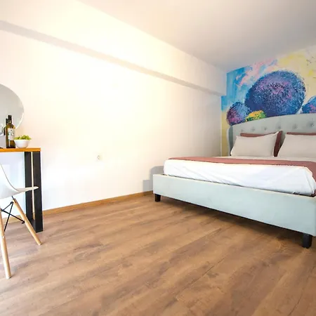 Bella Kerkyra * Corfu (city)